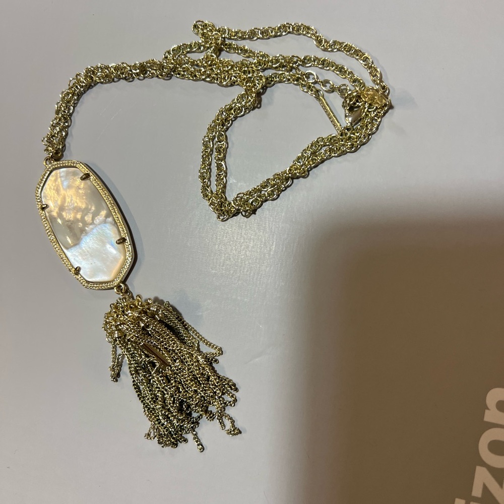 Kendra Scott Rayne Gold Necklace in Ivory Pearl